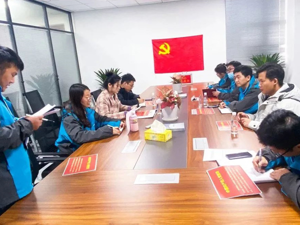 凝心聚力 砥礪前行 開盛光伏產(chǎn)業(yè)園聯(lián)合黨支部正式成立！